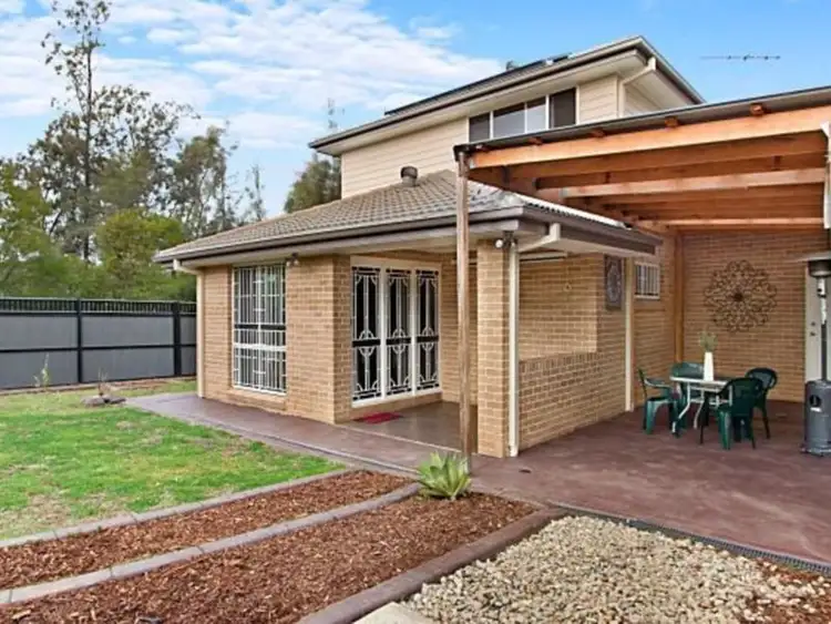 Second view of Homely house listing, 3 Bishop Court, Ropes Crossing NSW 2760