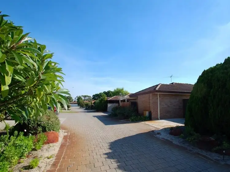 8/217 Ferndale Crescent, Ferndale WA 6148