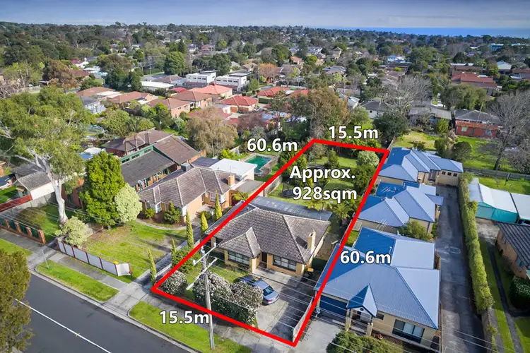 13 Screen Street, Frankston VIC 3199