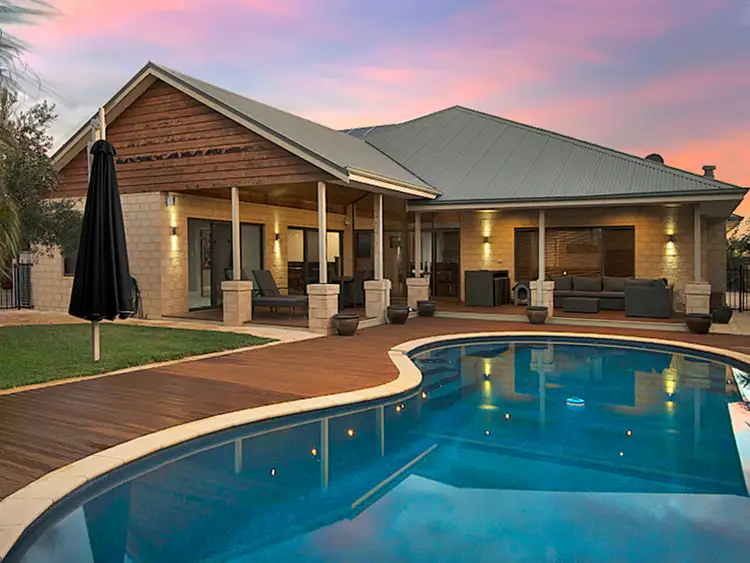 11 Lookout Circle, Ellenbrook WA 6069