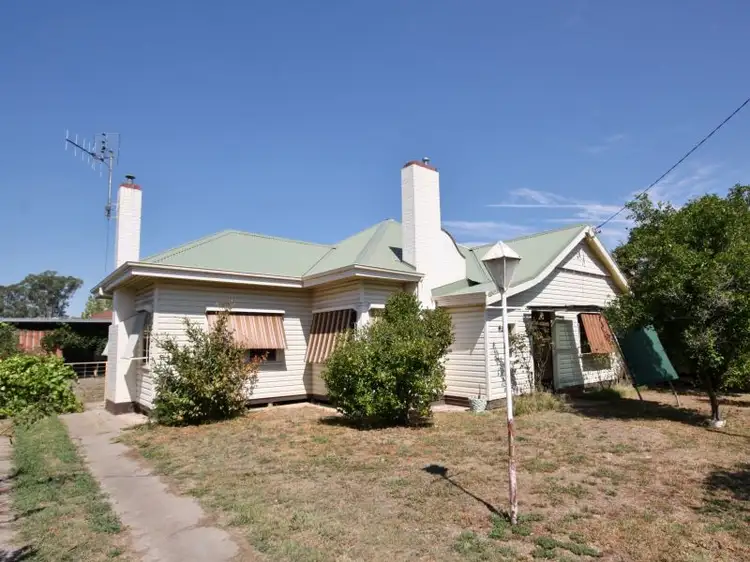 21 Riverview Road, Benalla VIC 3672