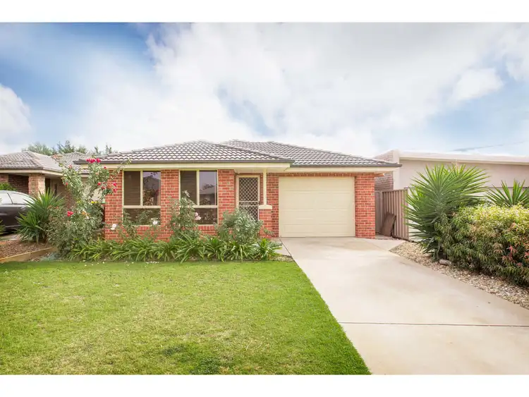 12 Stringybark Court, Thurgoona NSW 2640