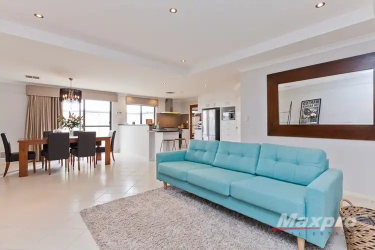 9 Hoop Place, Canning Vale WA 6155