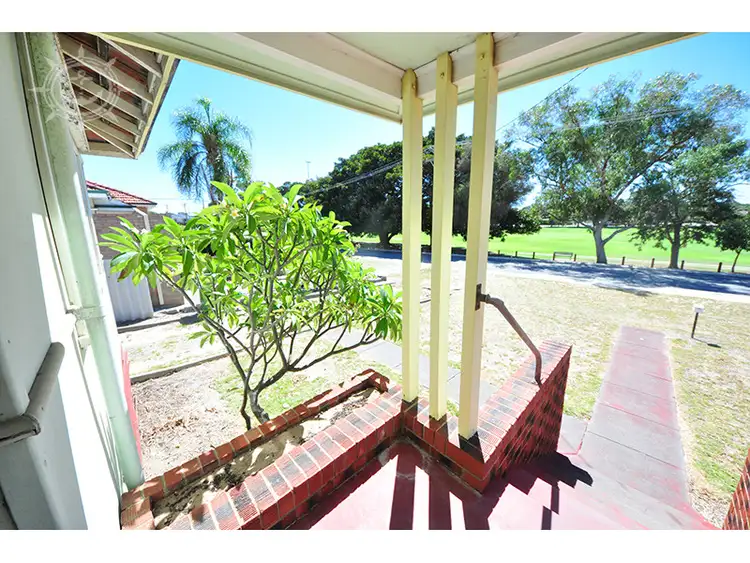 Sixth view of Homely house listing, 11 Lewington St, Beaconsfield WA 6162