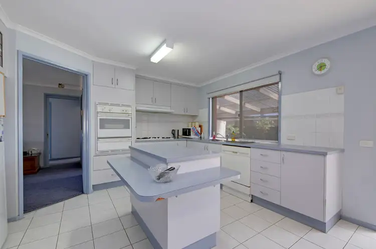 Fifth view of Homely house listing, 1 Michelle Court, Traralgon VIC 3844