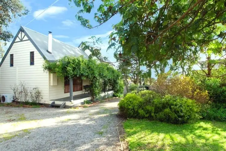 27 Terry Crescent, Wimbledon Heights VIC 3922