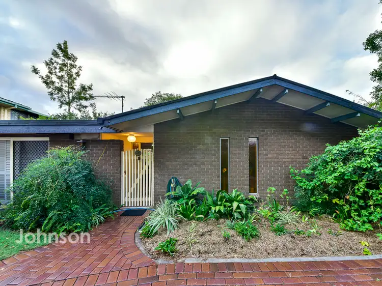 27 Iverna Street, Tingalpa QLD 4173
