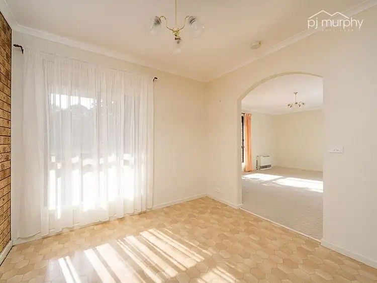 Third view of Homely townhouse listing, 2/21 Parkview Close, Wodonga VIC 3690