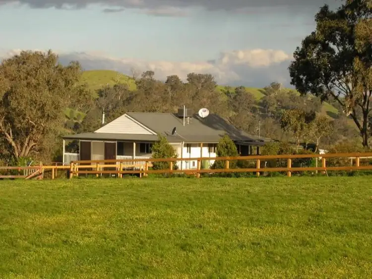 Second view of Homely house listing, 547 Dry Creek Road, Bonnie Doon VIC 3720