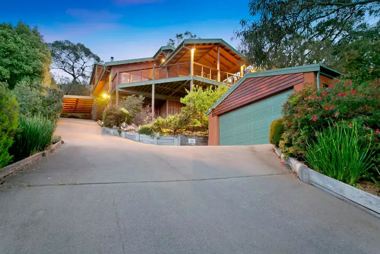 17 Maughan Road, Mount Eliza VIC 3930