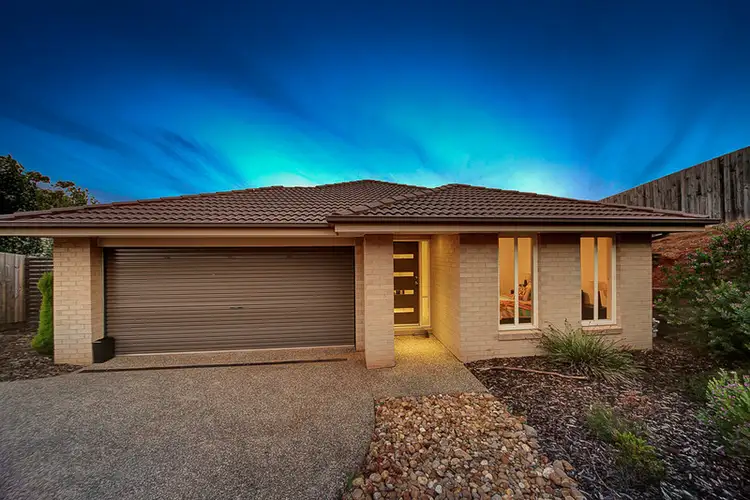 13 Mathew Court, Drouin VIC 3818