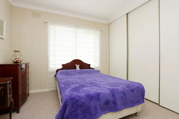Sixth view of Homely house listing, 1 Markstone Court, Sunshine VIC 3020