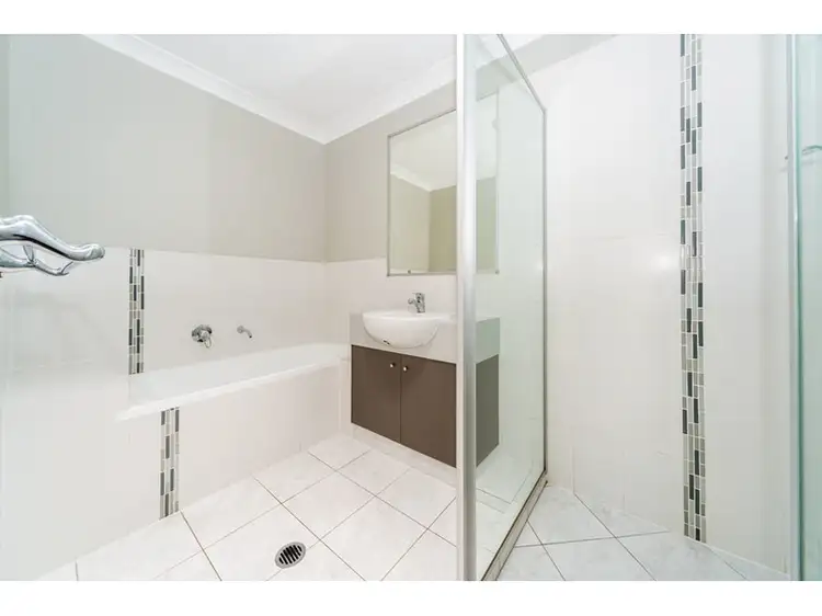 Second view of Homely house listing, 7 Caragh Crescent, Oxenford QLD 4210
