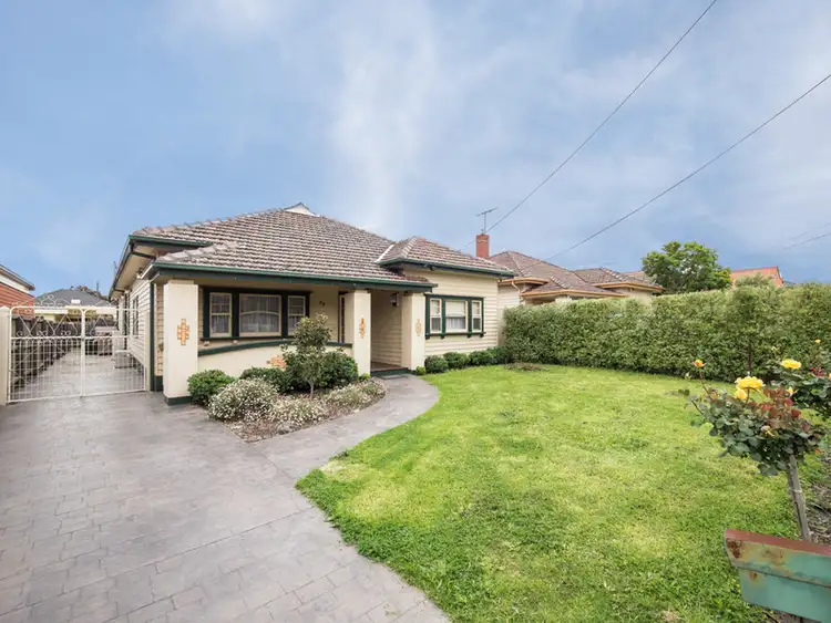 79 Waverley Parade, Pascoe Vale South VIC 3044