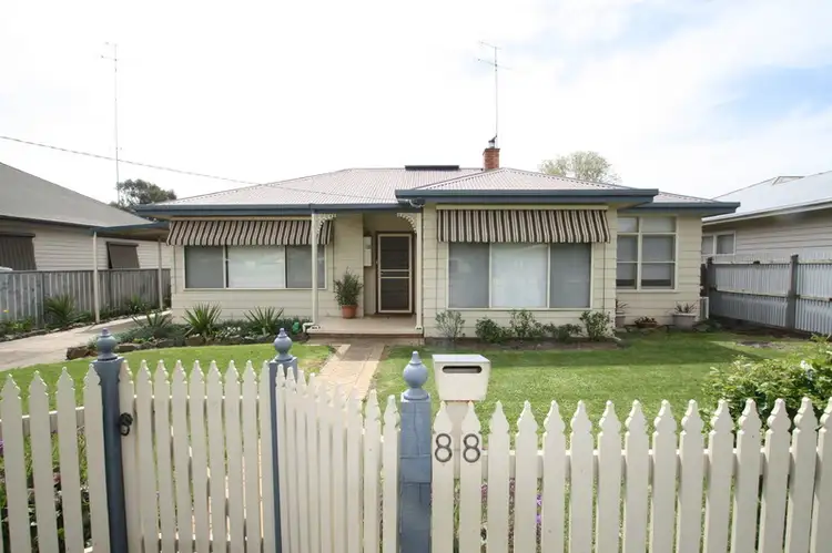 88 McLeod Street, Coleraine VIC 3315