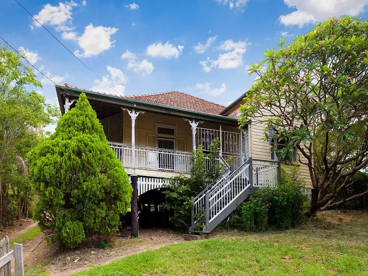 12 Union Street, Taringa QLD 4068