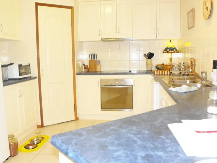 Fifth view of Homely unit listing, 6/100 Clark Street, Clifton QLD 4361