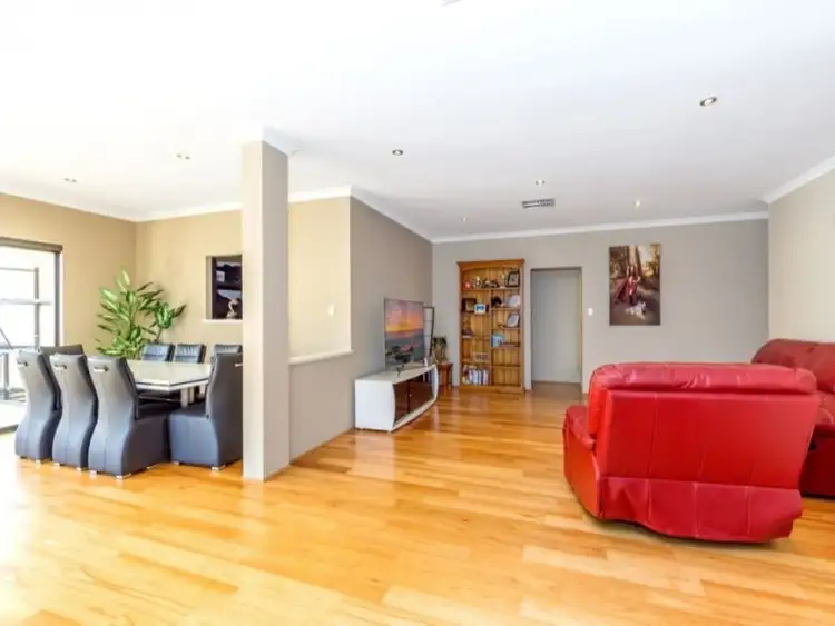 Fourth view of Homely house listing, 5 Portland Way, Ridgewood WA 6030