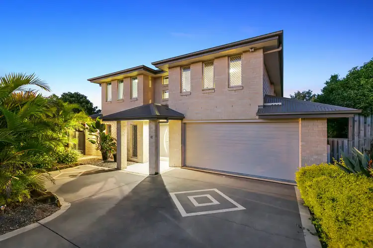 37 McAuley Parade, Pacific Pines QLD 4211