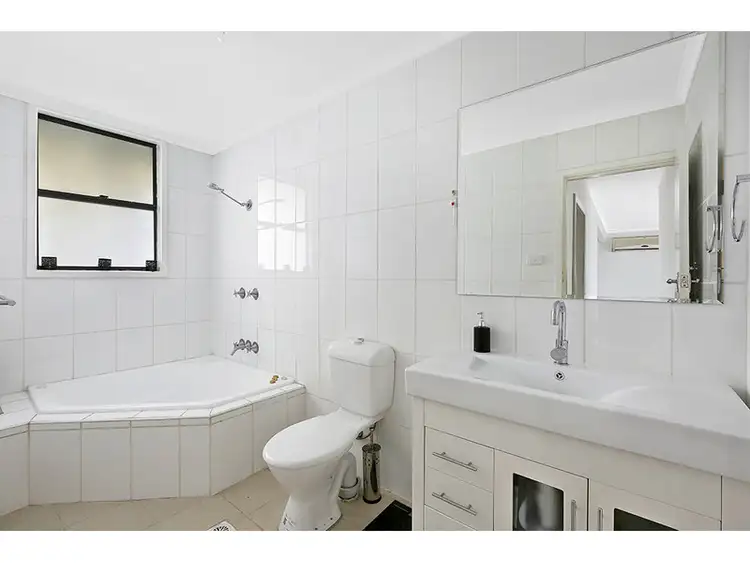 Fifth view of Homely house listing, 12 George Evans Road, Killarney Vale NSW 2261