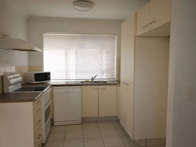 Fifth view of Homely semi-detached listing, 1/16 Maud Street, Tugun QLD 4224