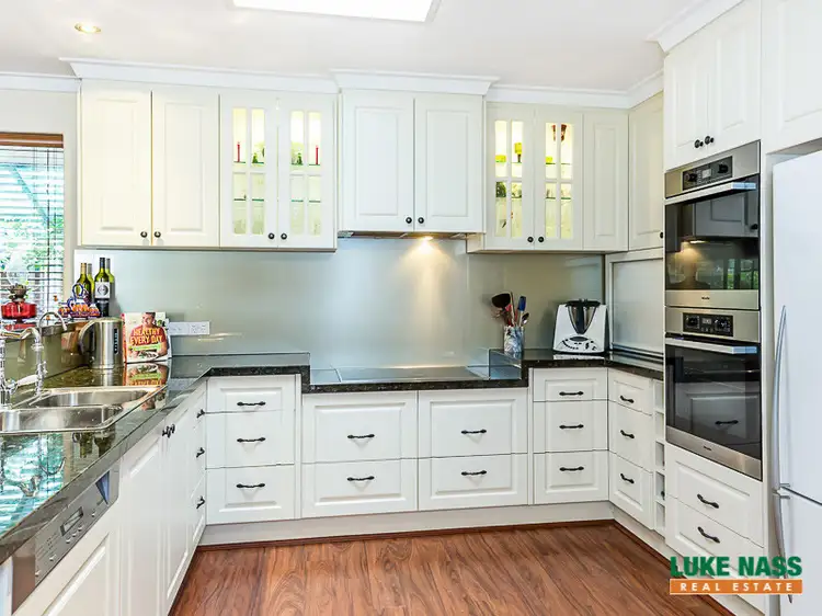 20 Gemsarna Crescent, Kelmscott WA 6111