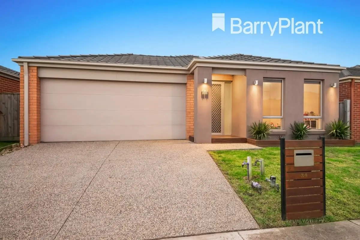 Main view of Homely house listing, 34 Cranbrook Circuit, Officer VIC 3809