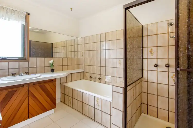 Sixth view of Homely townhouse listing, 3/6 Lucerne Avenue, Mornington VIC 3931