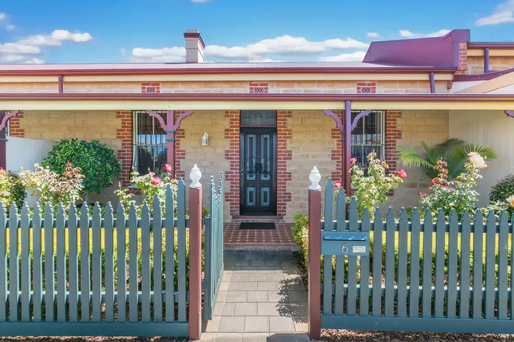 6 Wheatland Street, Seacliff SA 5049