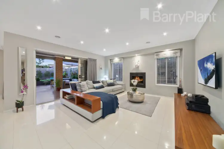 Third view of Homely house listing, 7 Grattan Way, Pakenham VIC 3810