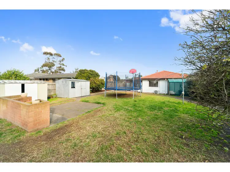 Second view of Homely house listing, 15 Burleigh Court, Frankston VIC 3199