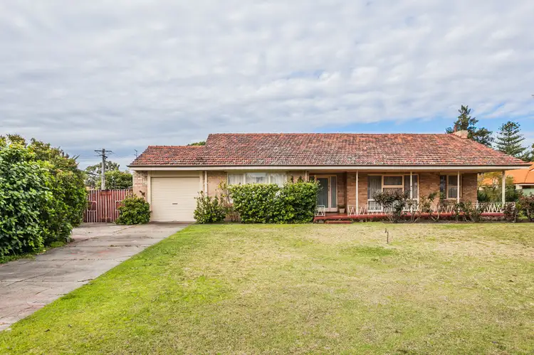 1572 Albany Highway, Beckenham WA 6107