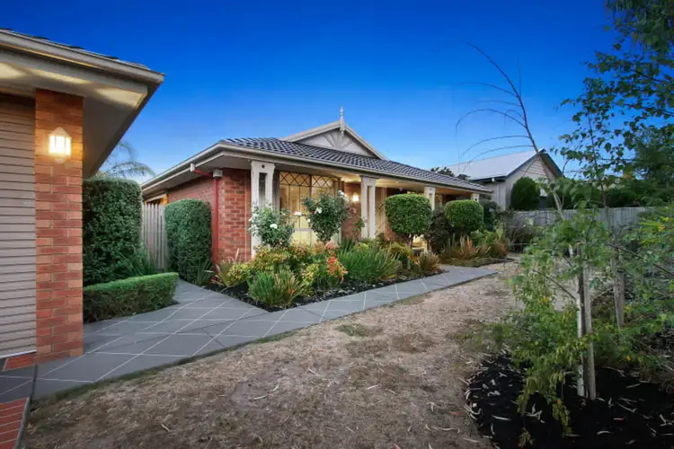3 Snow Gum Walk, Mornington VIC 3931