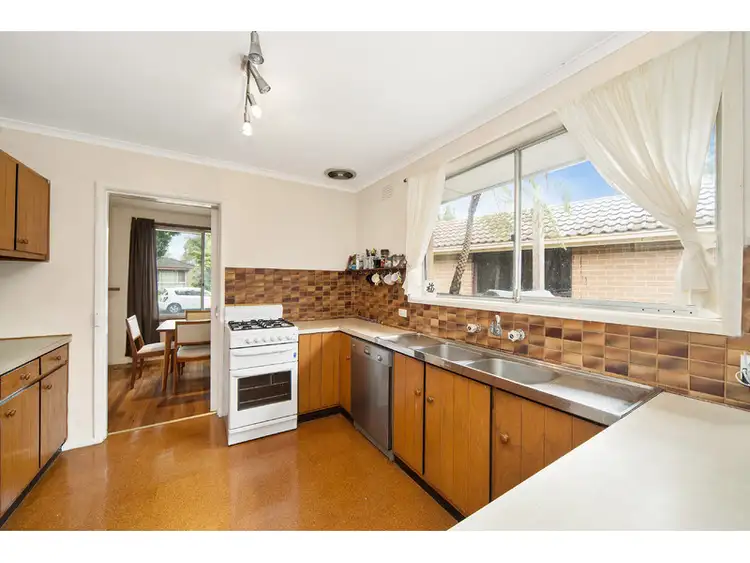 Fifth view of Homely house listing, 1 Hartley Court, Frankston VIC 3199