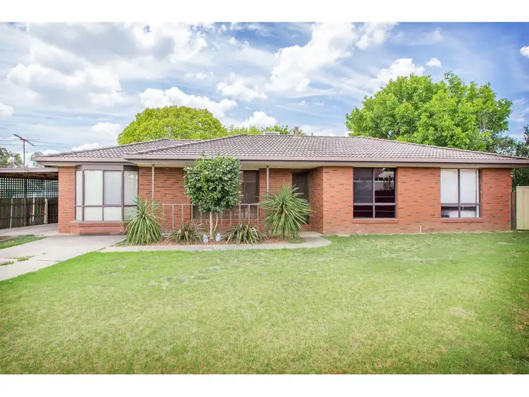 13 Decora Place, Thurgoona NSW 2640