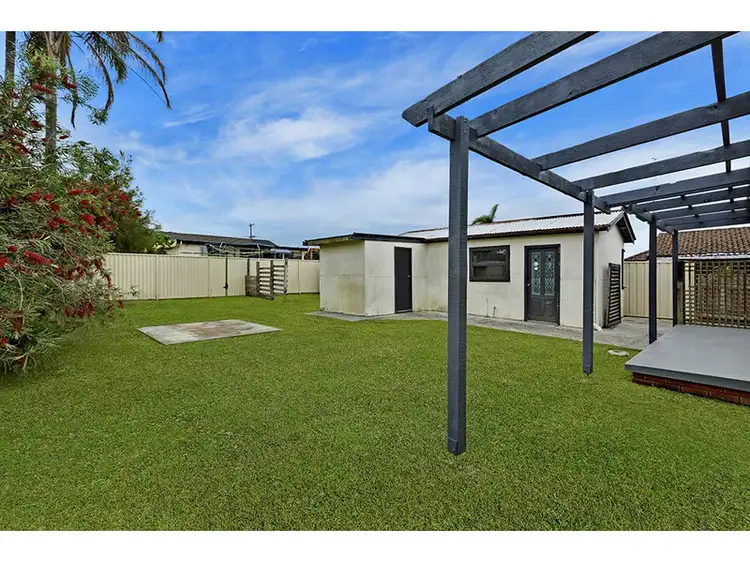 Seventh view of Homely house listing, 8 Maxwell Avenue, Gorokan NSW 2263