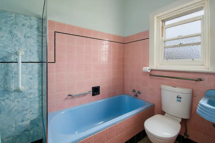 Fifth view of Homely house listing, 284 Commercial Street West, Mount Gambier SA 5290