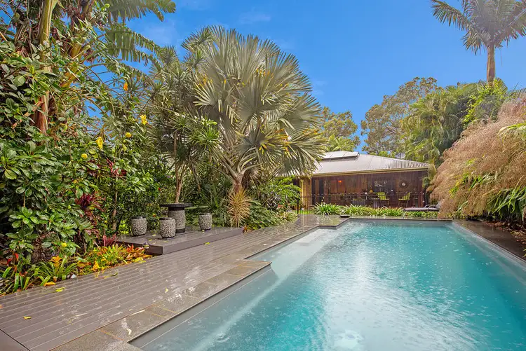 50 Pelican Parade, Jacobs Well QLD 4208