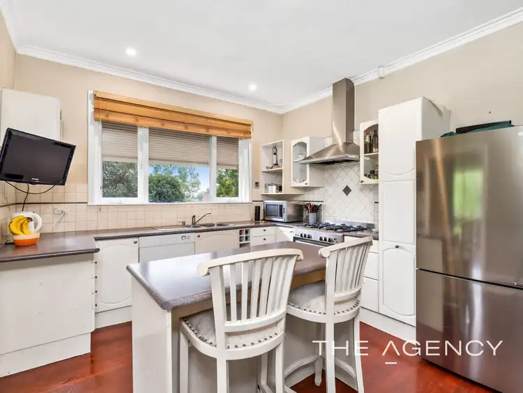 Seventh view of Homely house listing, 2 Scenic Drive, Maida Vale WA 6057