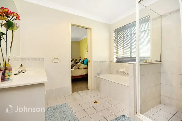Fifth view of Homely house listing, 3 Bankswood Court, Camira QLD 4300