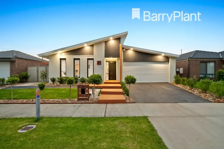 21 Edenbrook Circuit, Pakenham VIC 3810