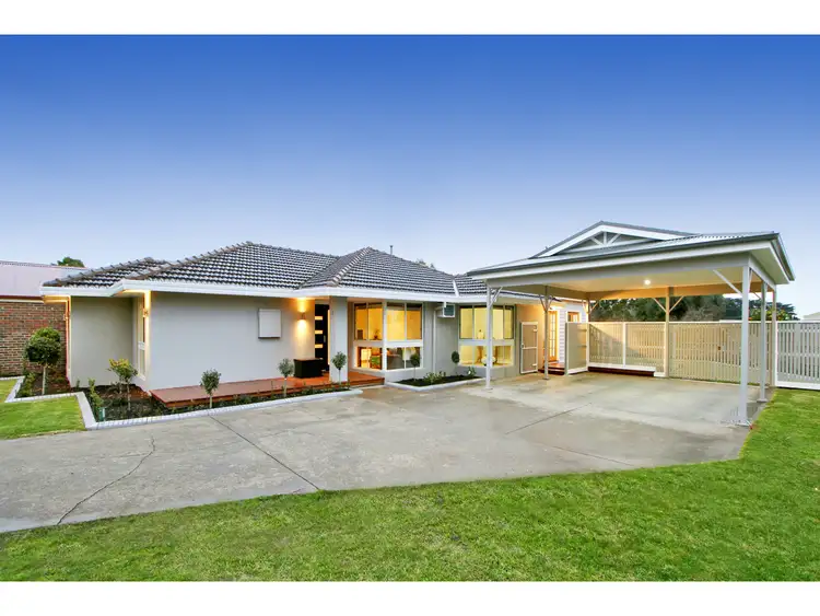 2 Maitland Court, Sale VIC 3850
