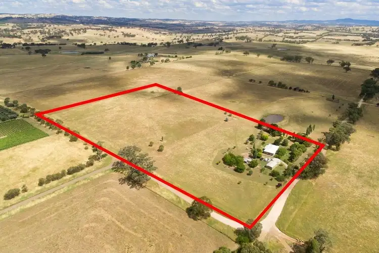 380 Strathmore Lane, Molong NSW 2866