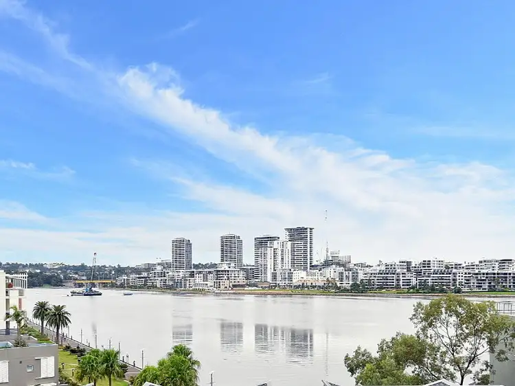 421/25 Bennelong Parkway, Wentworth Point NSW 2127