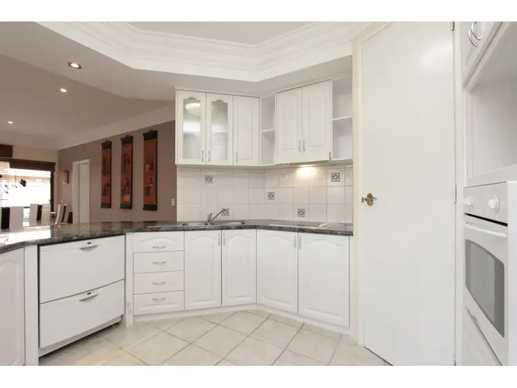 7 Dakota Avenue, Maylands WA 6051