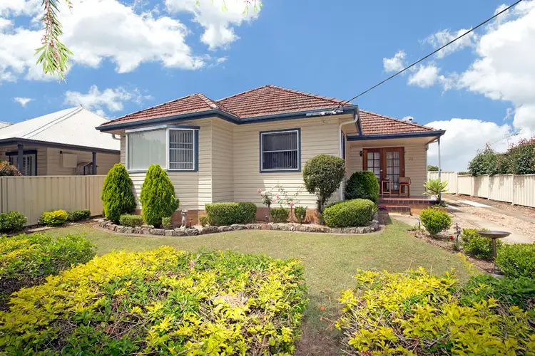 36 Desmond Street, Cessnock NSW 2325