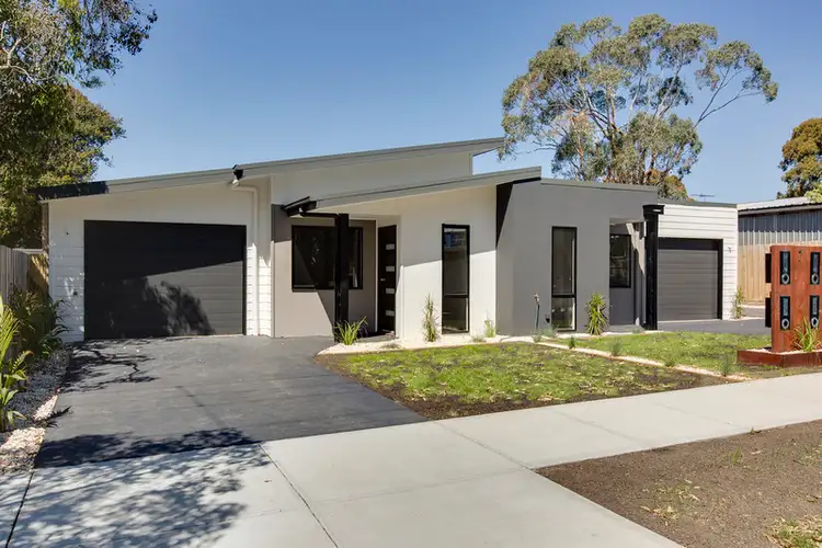 Main view of Homely townhouse listing, 1/7 Grandview Grove, Cowes VIC 3922