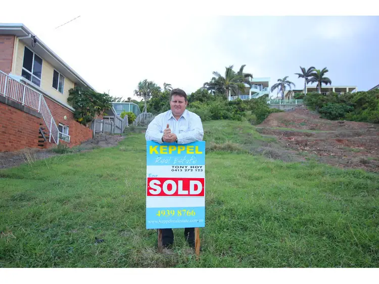 96 Farnborough Road, Meikleville Hill QLD 4703