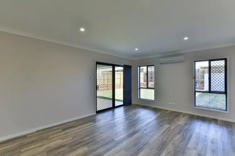 Fifth view of Homely apartment listing, Unit 1/6 Dove Crescent, Kleinton QLD 4352