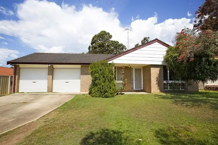 6 School House Road, Glenmore Park NSW 2745